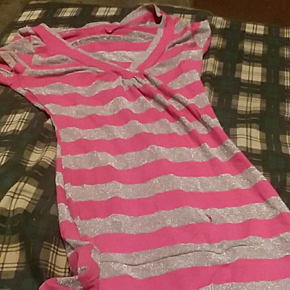 Womans long v neck t shirt